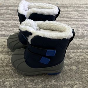 Cat & Jack Toddler Boys Snow boots never worn with tags